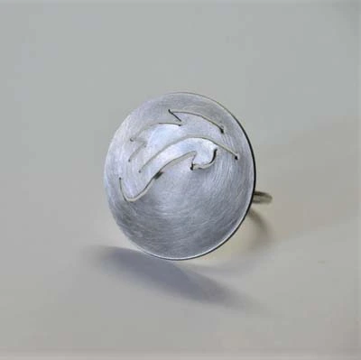 Pendentif sphère creuse en argent poli, technique de bijouterie